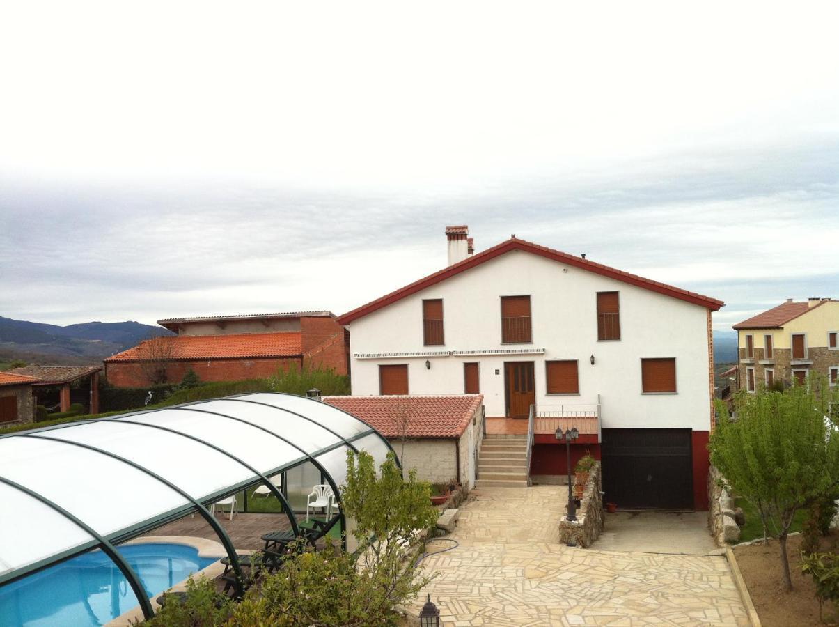 Refugio La Covatilla I,Ii,Iii Y IV La Hoya ภายนอก รูปภาพ